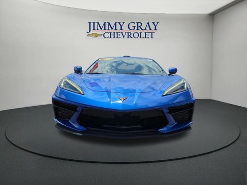 Used 2021 Chevrolet Corvette Stingray Coupe w/ Z51 Performance Package RWD image 8