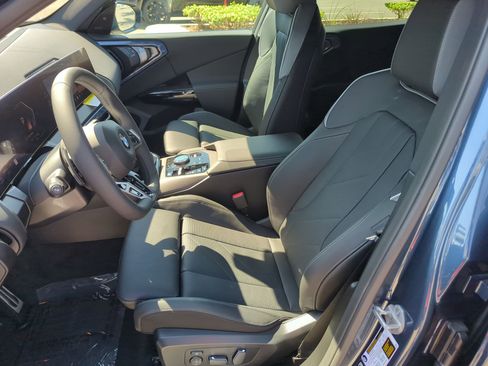 Used 2026 BMW X3 xDrive30 w/ Premium Package image 16