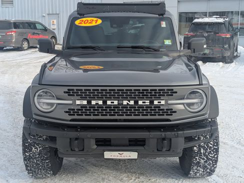 Used 2021 Ford Bronco Badlands image 2