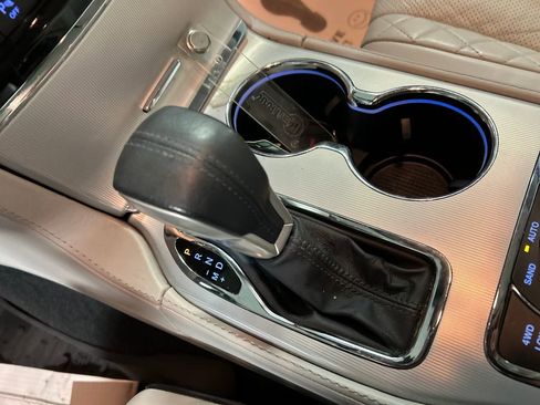 Used 2020 Jeep Grand Cherokee Summit image 20