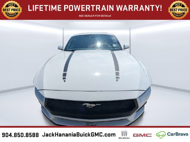 Used 2025 Ford Mustang Premium RWD image 8