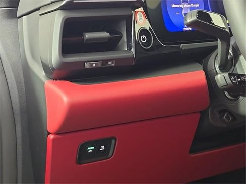 Certified 2025 Porsche Macan 4S Electric image 18