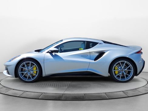 New 2025 Lotus Emira image 4