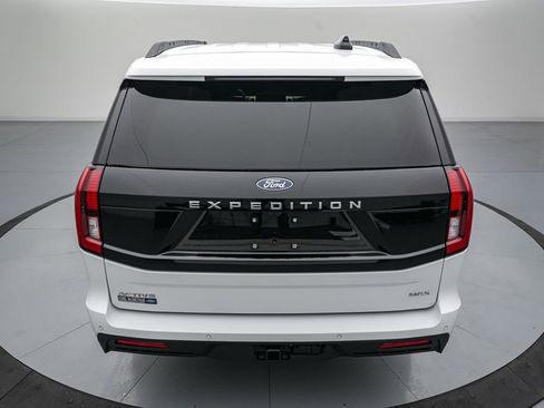 Certified 2025 Ford Expedition Max Active AWD/4WD image 6