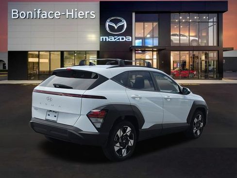 Used 2024 Hyundai Kona SEL FWD image 4