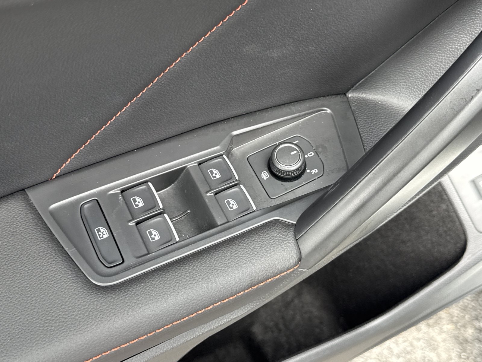 Used 2024 Volkswagen Tiguan Wolfsburg Edition FWD image 14