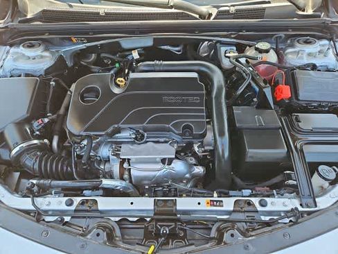 Used 2021 Chevrolet Malibu LS FWD image 12