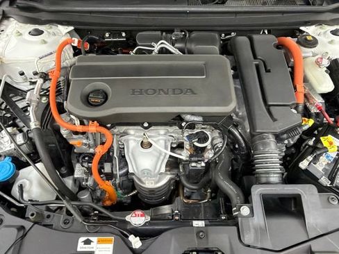 Used 2025 Honda Accord Sport image 29