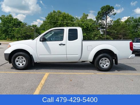 Used 2018 Nissan Frontier S RWD image 3