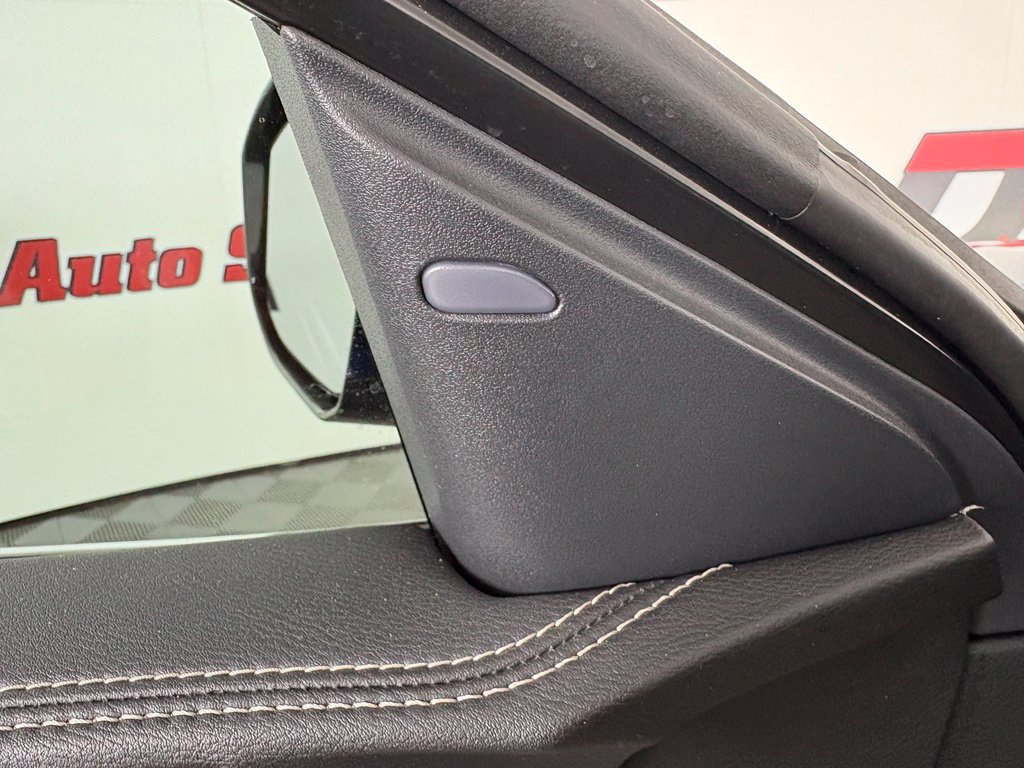 Used 2022 Nissan Maxima SV w/ Floor Mat Group FWD image 14