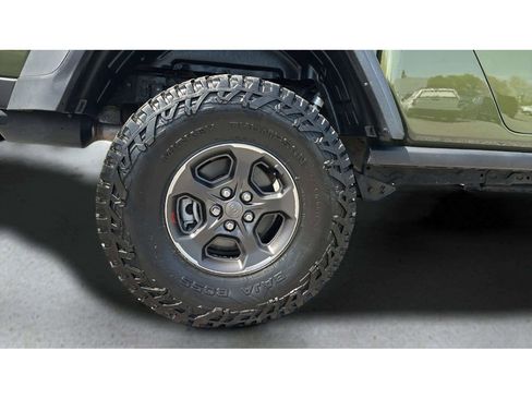 Used 2021 Jeep Gladiator Rubicon AWD/4WD image 36