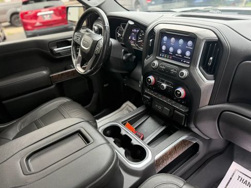 Used 2019 GMC Sierra 1500 Denali w/ Driver Alert Package II AWD/4WD image 16