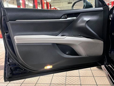 Used 2022 Toyota Camry XSE image 22