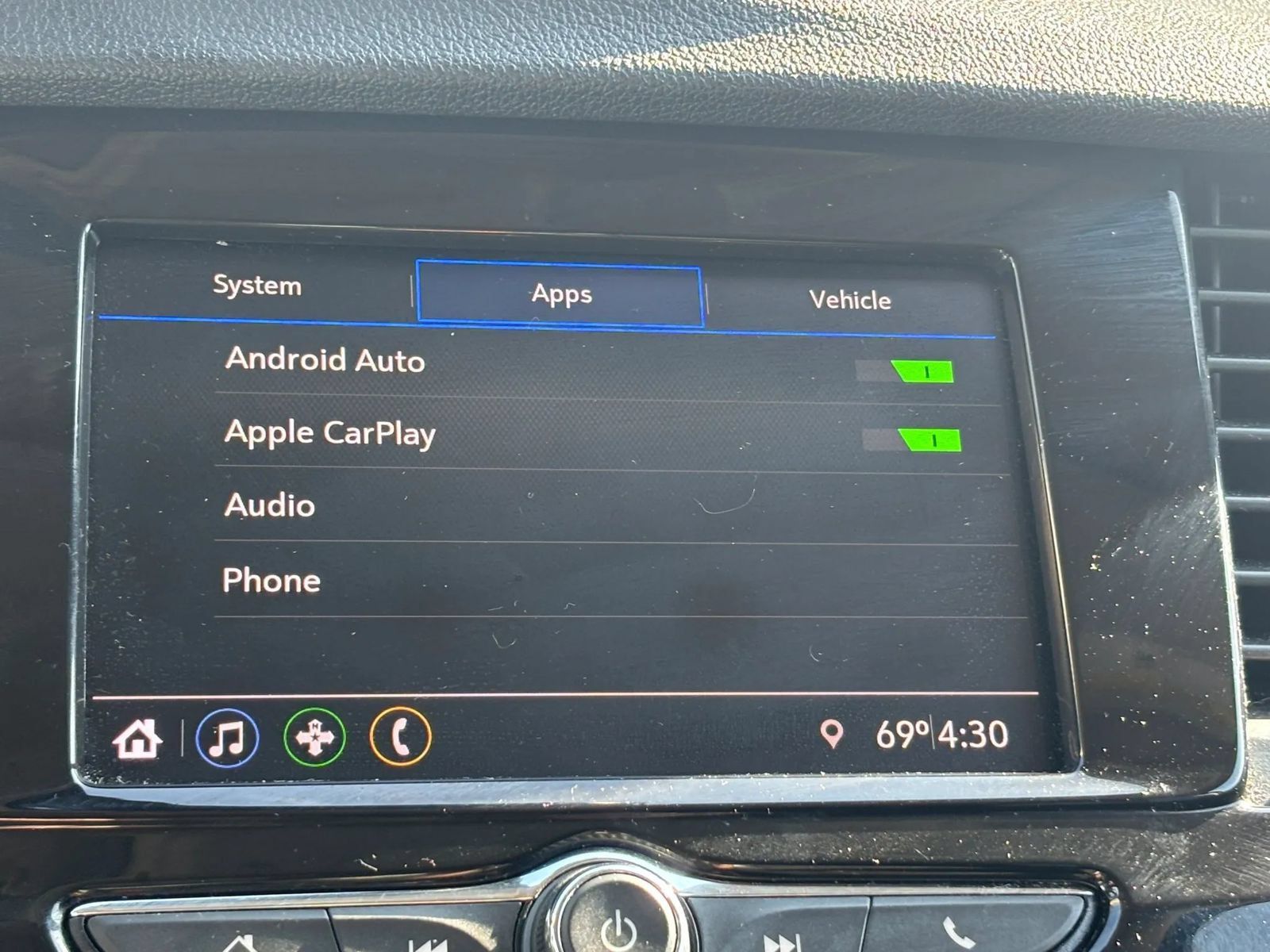 Used 2022 Buick Encore Preferred AWD/4WD image 56