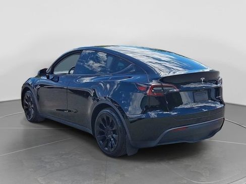Used 2021 Tesla Model Y Long Range AWD/4WD image 4