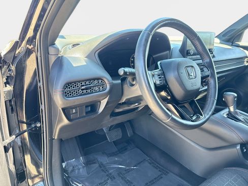 Used 2023 Honda HR-V Sport image 19