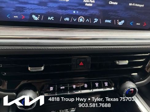 Used 2025 Chevrolet Tahoe LT w/ Comfort Package RWD image 20