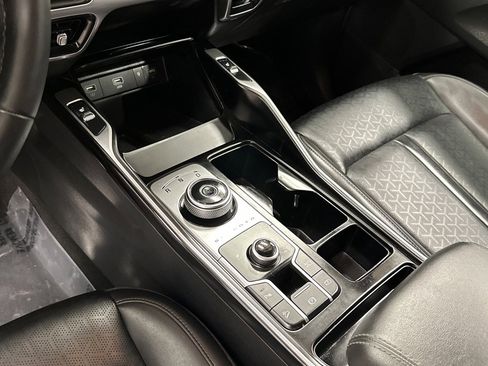 Used 2023 Kia Sorento EX image 9