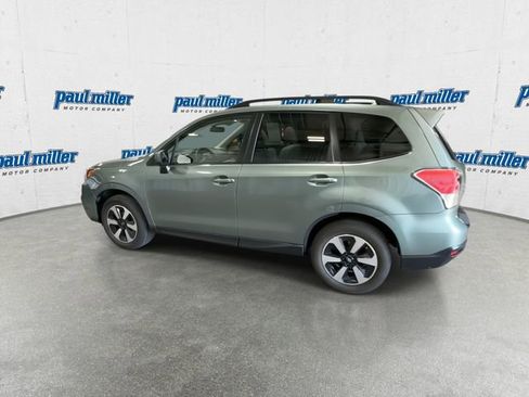 Used 2018 Subaru Forester 2.5i Premium AWD/4WD image 7