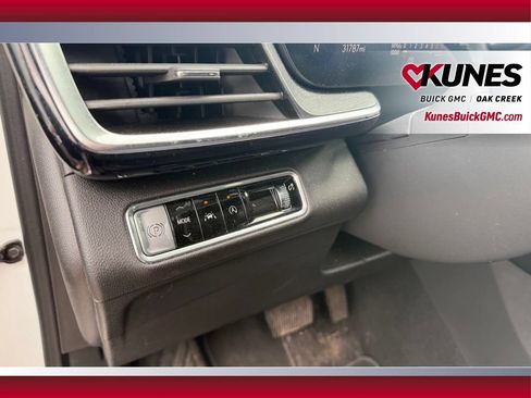Used 2024 Buick Envision Preferred AWD/4WD image 13
