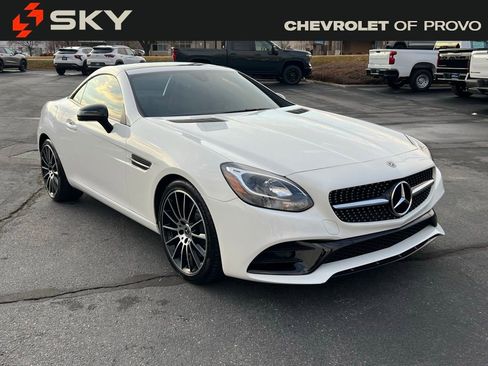 Used 2018 Mercedes-Benz SLC 300 image 4