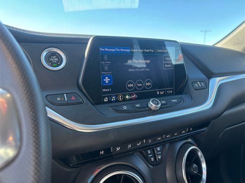 Used 2021 Chevrolet Blazer LT image 21