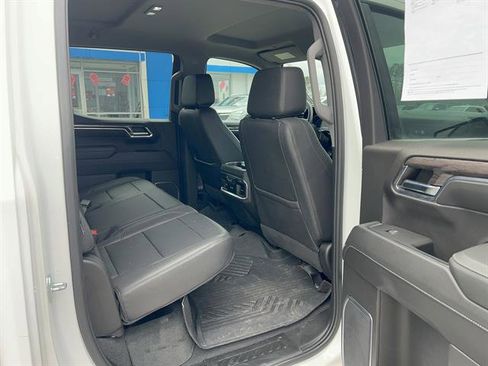 Used 2023 Chevrolet Silverado 1500 LTZ AWD/4WD image 11