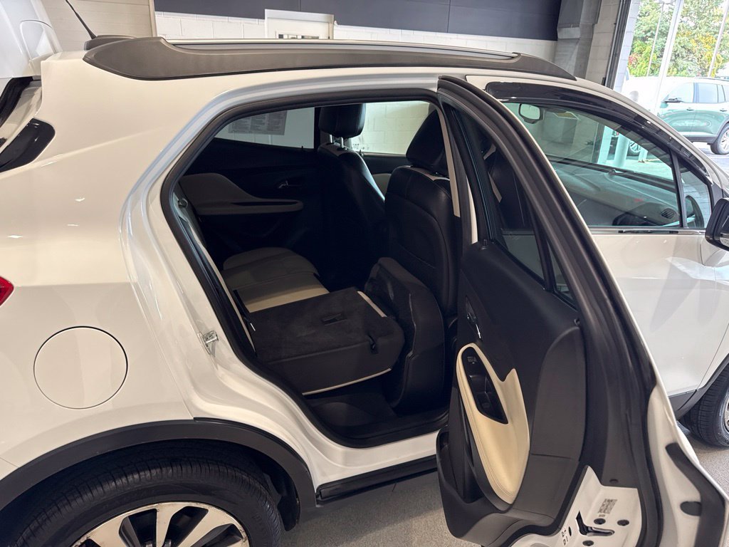 Used 2018 Buick Encore Preferred AWD/4WD image 17