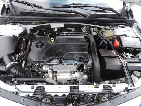 Used 2022 Chevrolet Malibu LT image 18