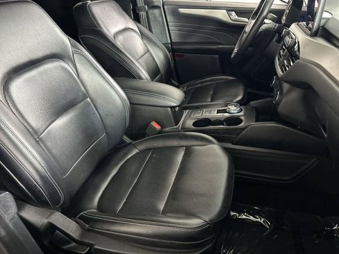 Used 2022 Ford Escape SEL image 25