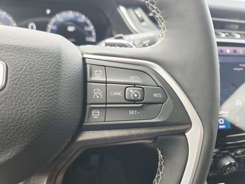 Used 2024 Jeep Grand Cherokee Limited w/ Black Appearance Package image 23