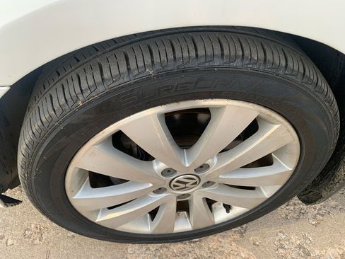 Used 2012 Volkswagen Golf TDI image 23