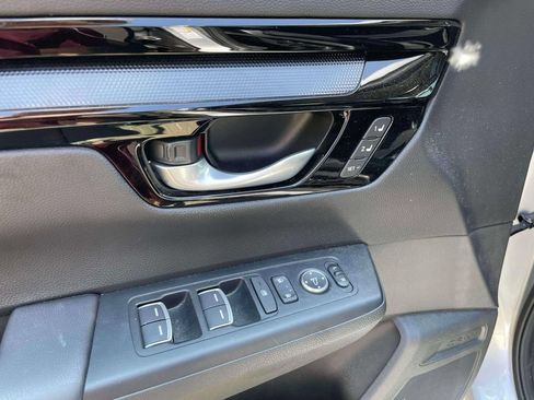 Used 2024 Honda CR-V EX-L image 17