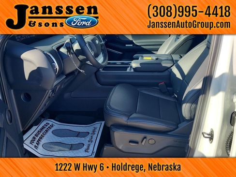 New 2026 Ford Expedition Max Platinum w/ Driver's Package image 22