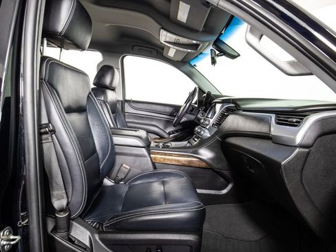 Used 2019 Chevrolet Tahoe LS RWD image 9