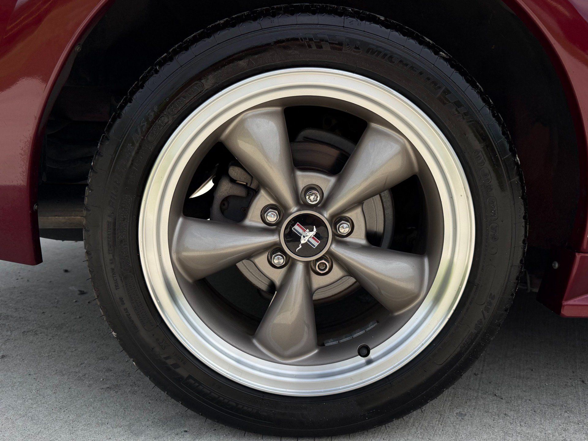 Used 2004 Ford Mustang GT RWD image 50