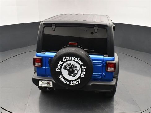 Used 2024 Jeep Wrangler Sport S image 17