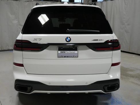Used 2024 BMW X7 xDrive40i w/ M Sport Package image 16
