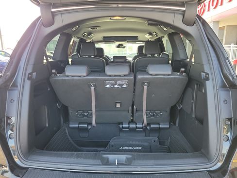 Used 2024 Honda Odyssey Sport image 8
