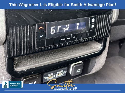Used 2024 Jeep Wagoneer L Series II image 18