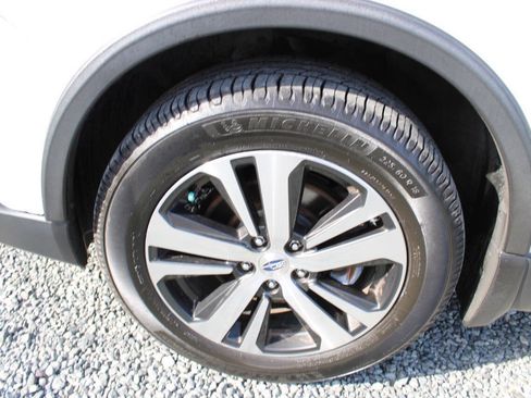 Used 2018 Subaru Outback 2.5i Limited AWD/4WD image 28