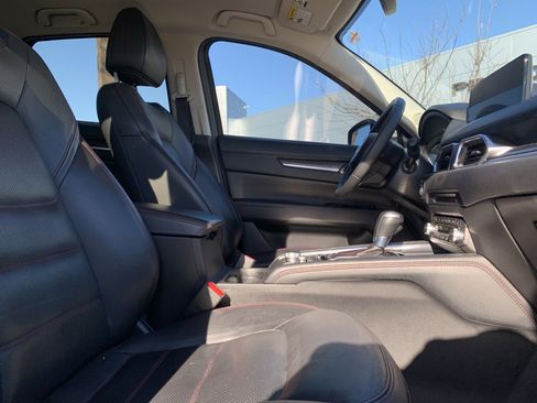 Used 2022 MAZDA CX-5 Carbon Edition image 35