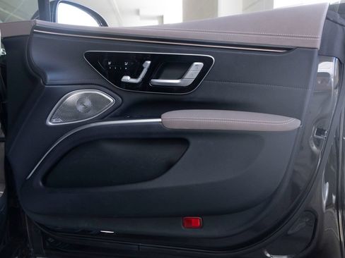 Used 2022 Mercedes-Benz EQS 450+ Sedan image 24