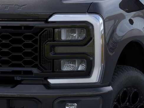 New 2026 Ford F250 Lariat w/ Black Appearance Package AWD/4WD image 20