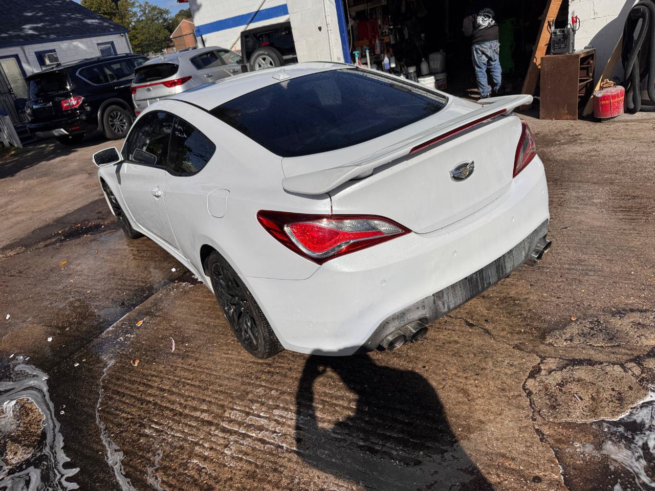 Used 2014 Hyundai Genesis 3.8 RWD image 5