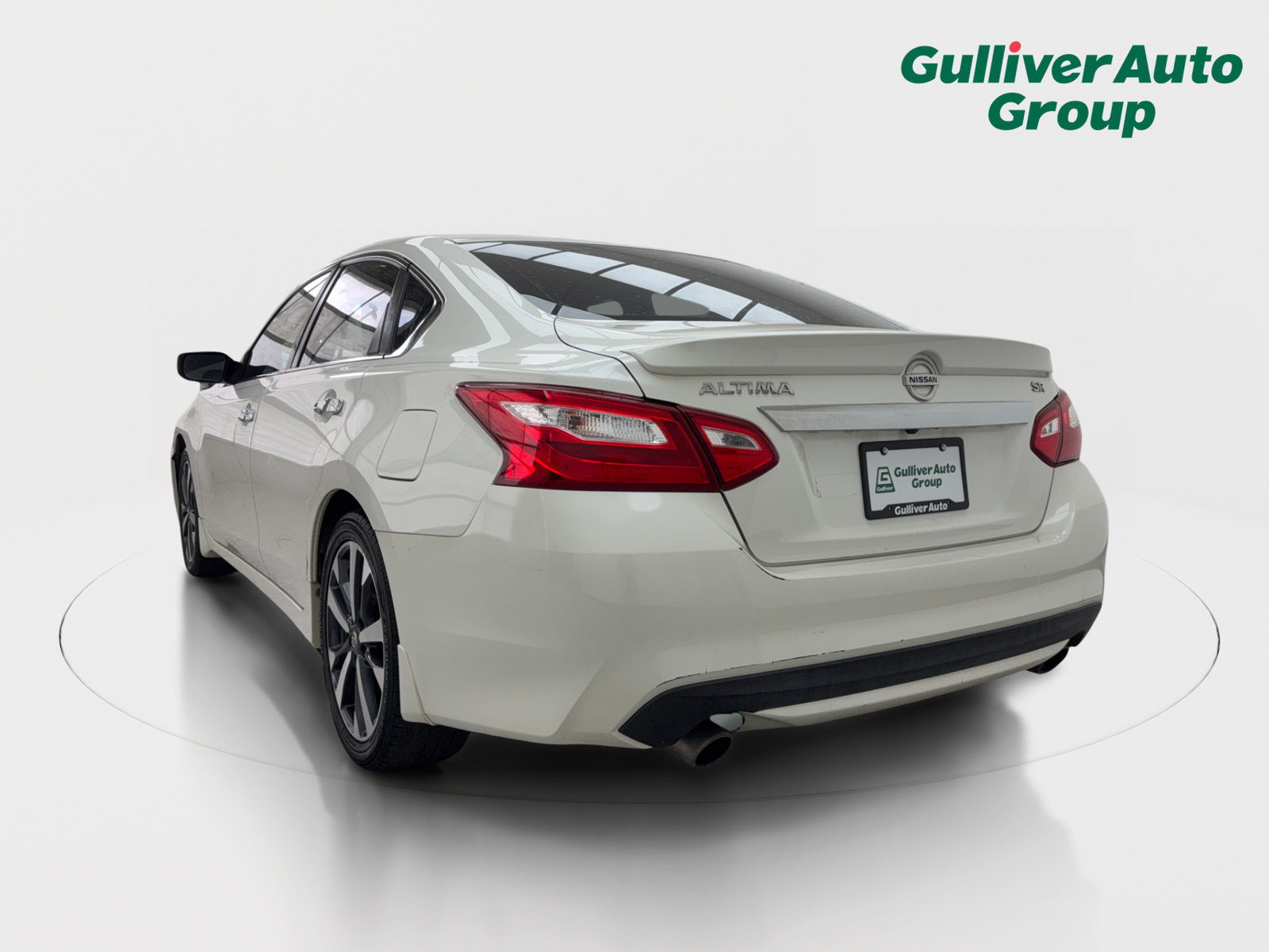 Used 2016 Nissan Altima 2.5 SR FWD image 5