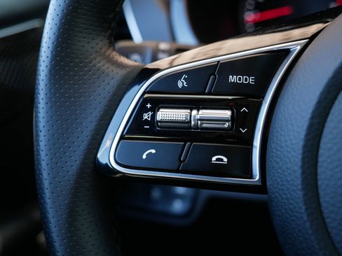 Certified 2023 Kia Seltos SX image 28