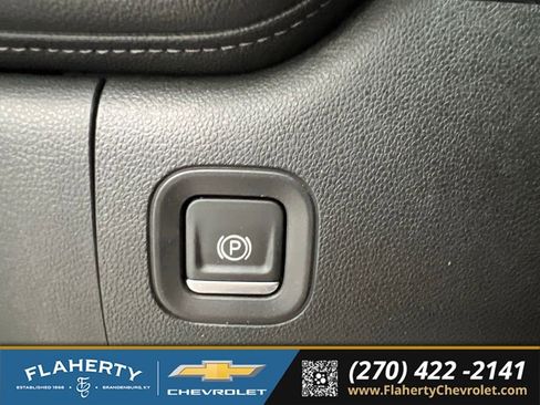 Used 2021 Chevrolet Silverado 1500 LT Trail Boss w/ Bed Protection Package AWD/4WD image 22