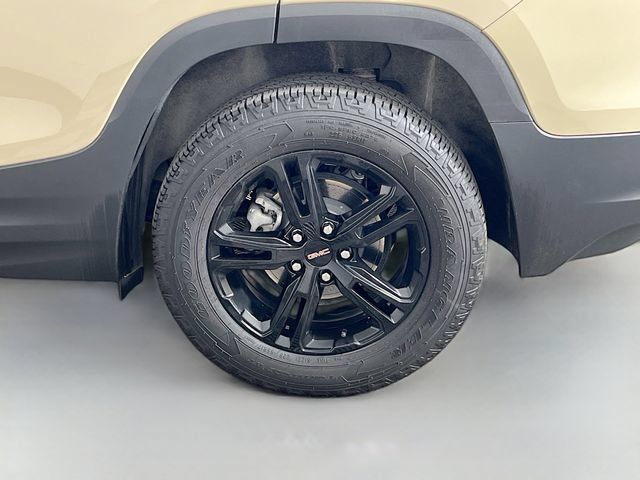 Used 2023 GMC Terrain AT4 w/ Infotainment Package II AWD/4WD image 38