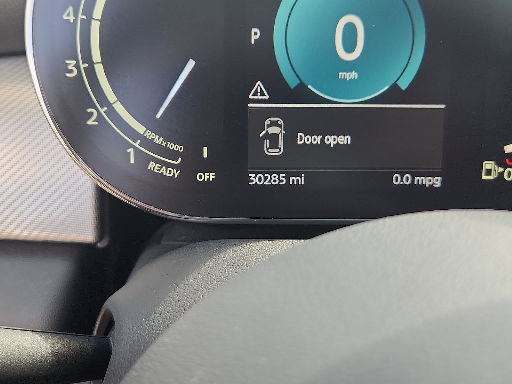 Used 2024 MINI Cooper 2-Door Hardtop FWD image 15